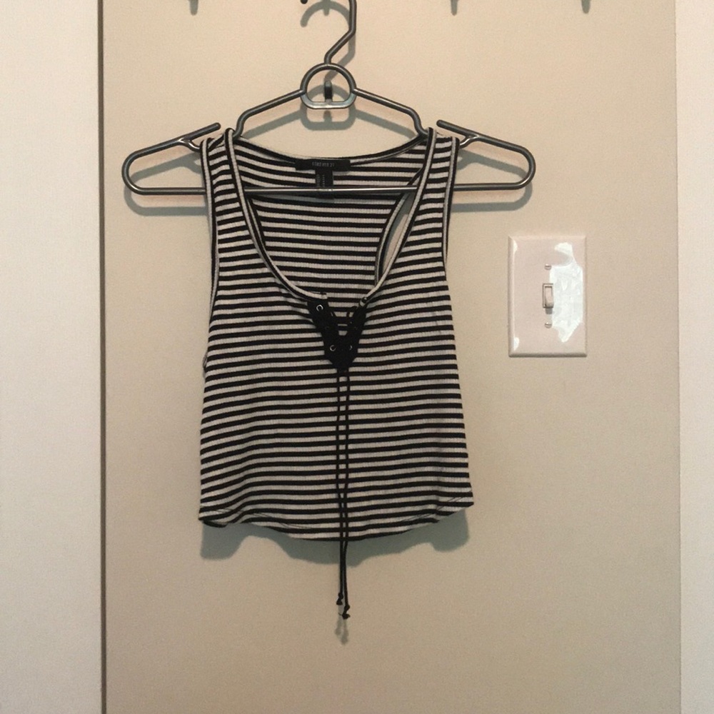 Black and white stripped crop top tank